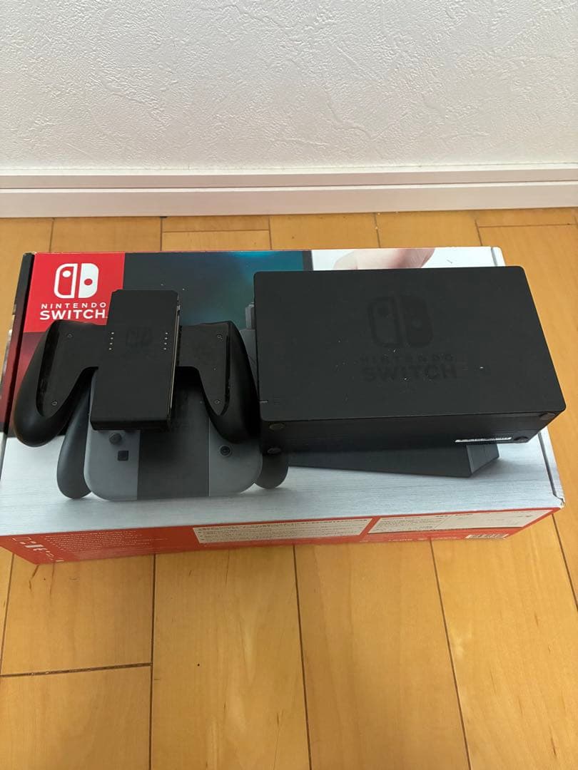 【訳あり】Nintendo Switch 本体 ブラック おまけ付き