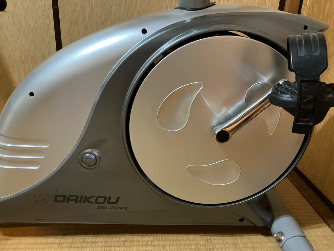 DAIKOU DK-8604R リカンベントバイク エアロバイク　エクササイズ