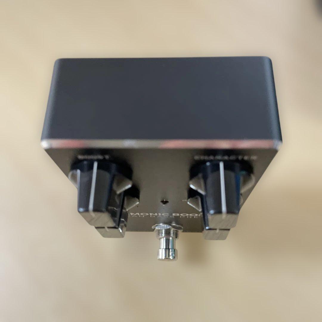 Darkglass Harmonic Booster 2.0 プリアンプ