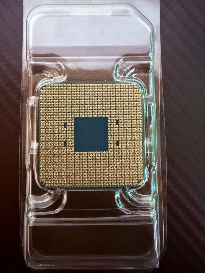 CPU AMD Ryzen 3700X