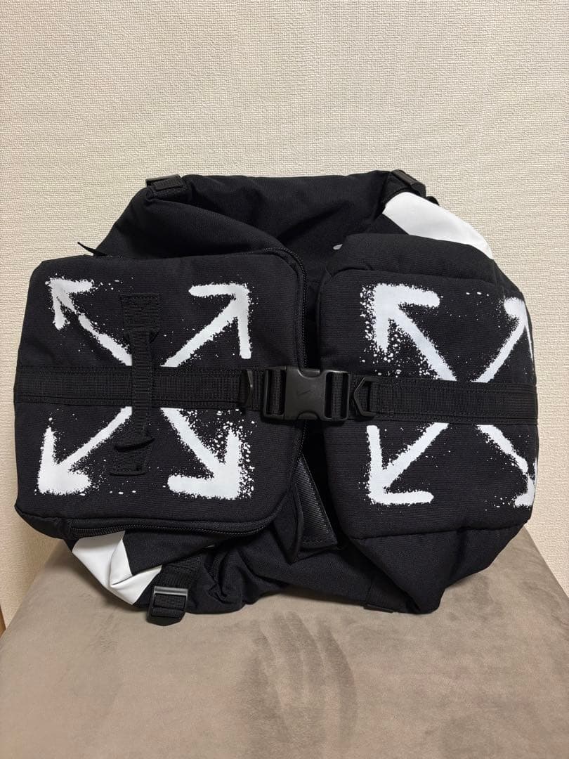【新品】 NIKE off-white ボストンバッグ ドラムバッグ