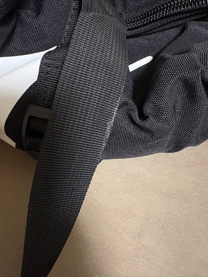 【新品】 NIKE off-white ボストンバッグ ドラムバッグ