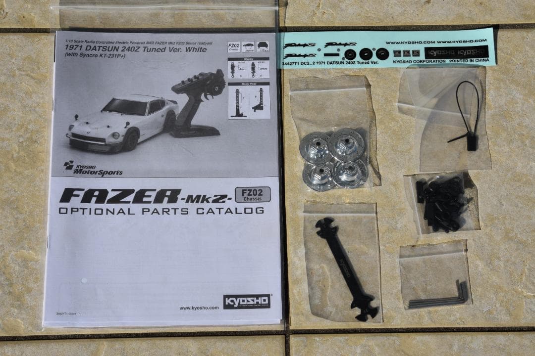 【最終値下げ】京商　1/10 4WDフェザーMK2 ダットサン240Z・ホワイト