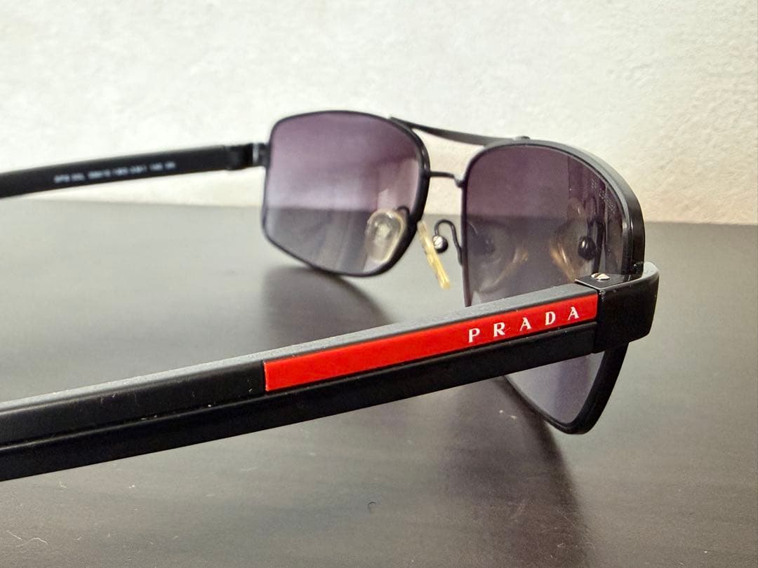 PRADA プラダ サングラス
