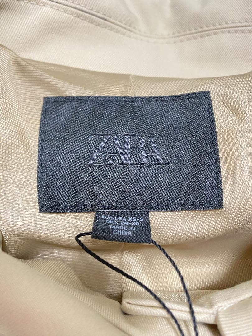 ZARA フリル付きクロップドトレンチコート ベージュ XS～S