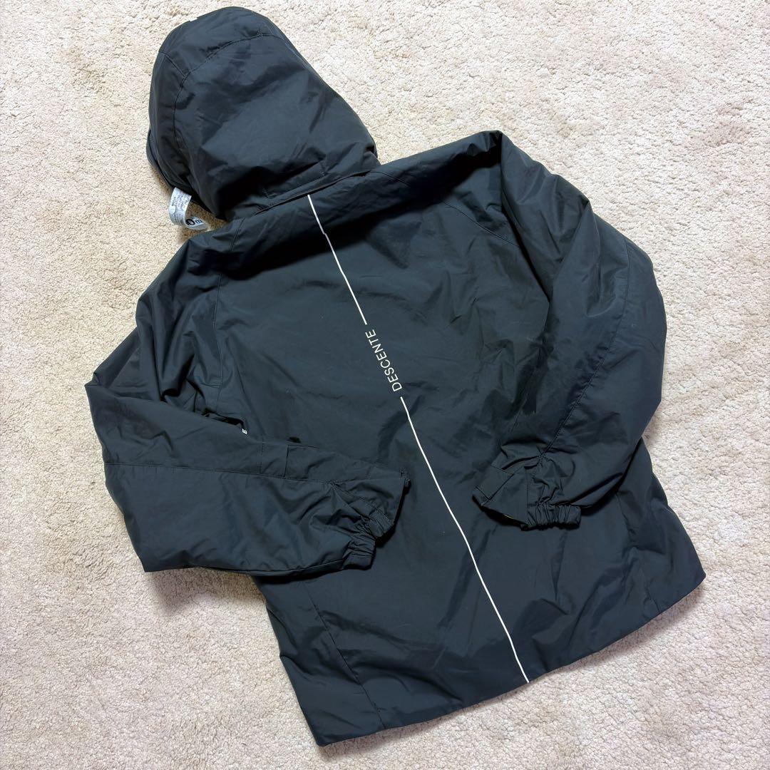 【DESCENTE】 【極美品】ジュニア 160 スキーウェアジャケット