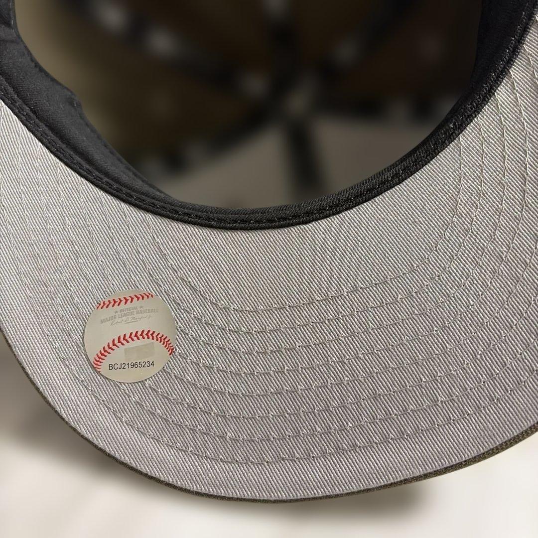 帽子 NEW ERA UP SIDE DOWN LA