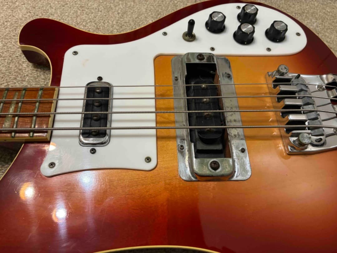 リッケンバッカー　4003 ベース　Fire Glo