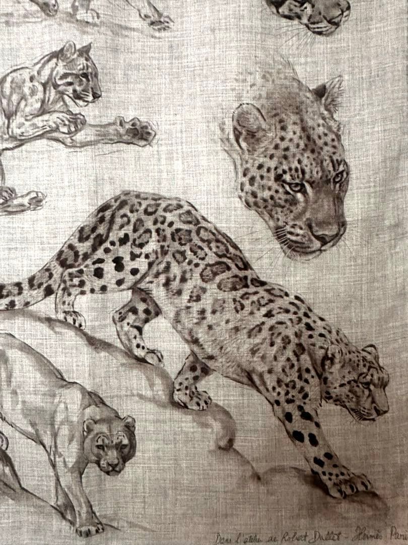 極美品 HERMES エルメス ロベールダレ 大判スカーフ 猫科動物 グレー