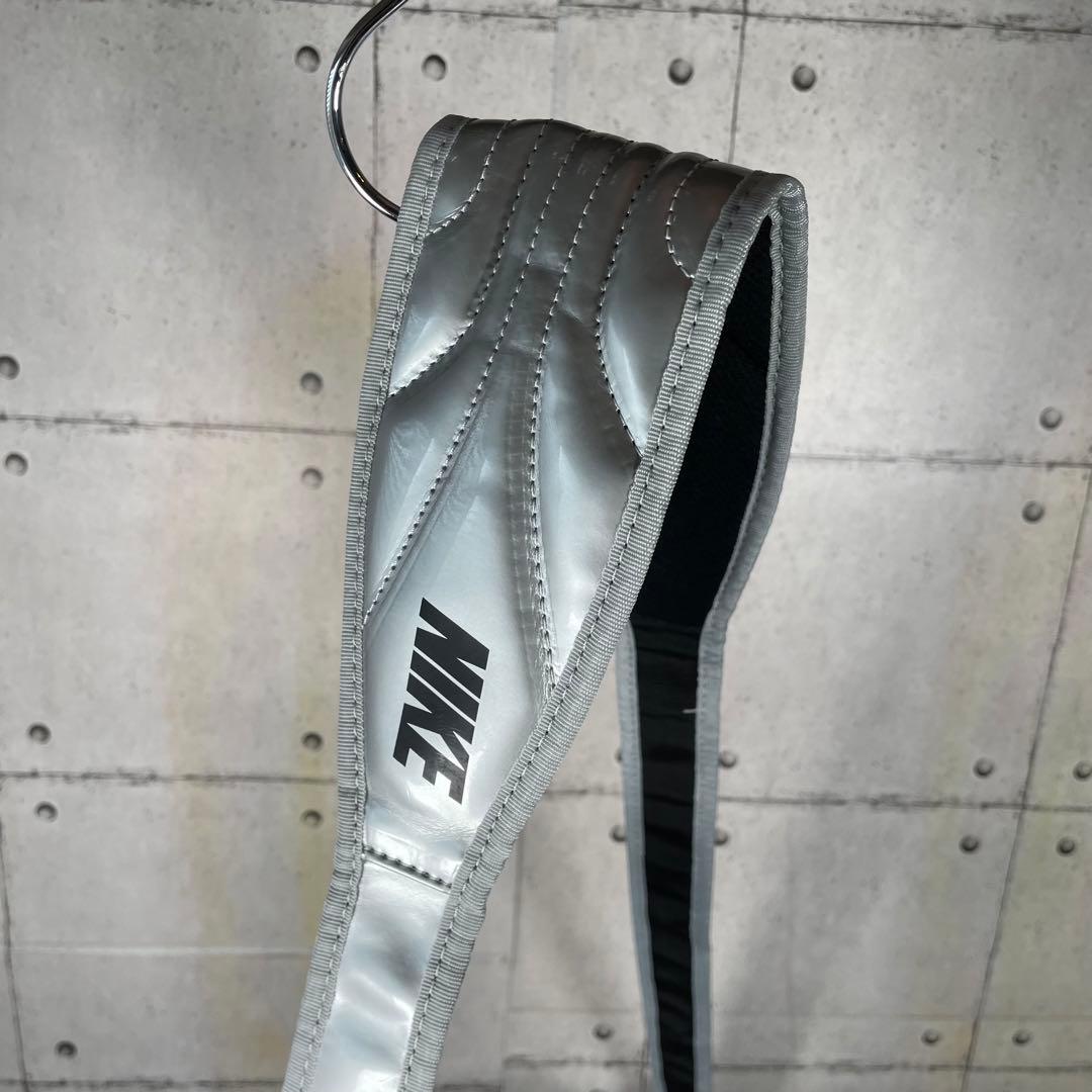 【未使用品　ビンテージ　タグ付き】NIKE メッセンジャーバッグ　　エナメル