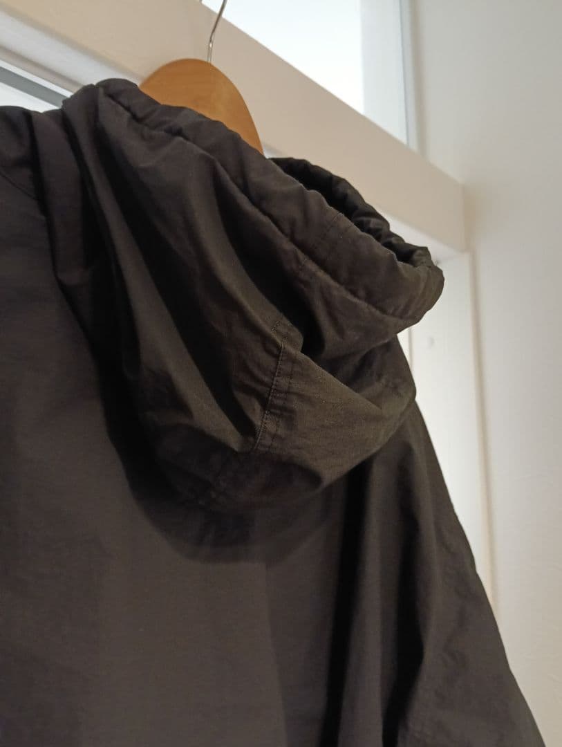 comoli コットンナイロン ジップパーカー size3 Black