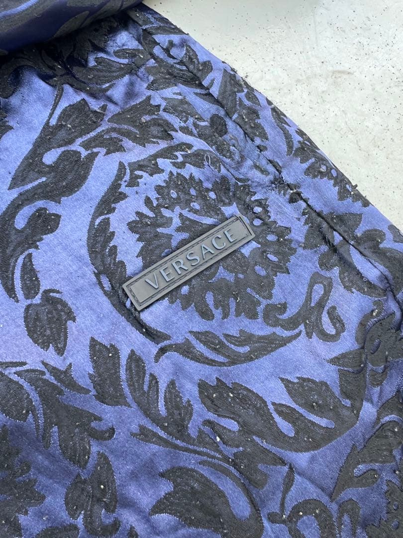 レア⚠️VERSACE ペイズリー 薄手セットアップ ネイビー