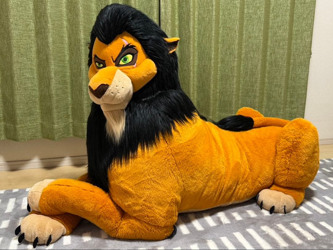 ディズニーストア　ライオンキング　ぬいぐるみ　スカー127㎝