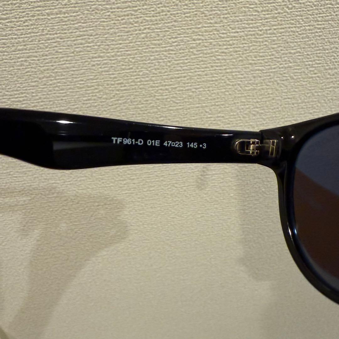 限定価格⭐︎TOM FORD サングラス TF961-D 01E ウェリントン