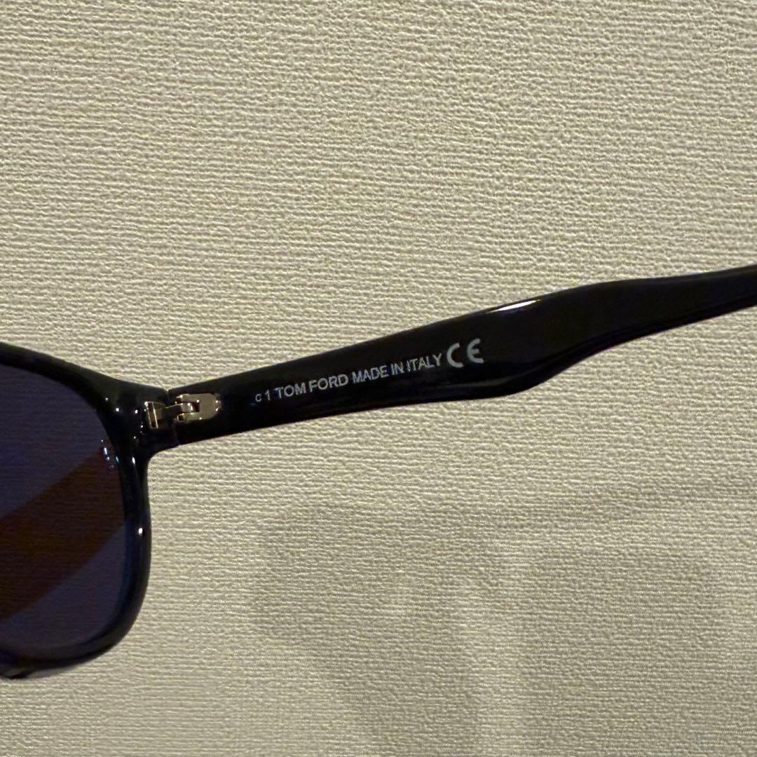 限定価格⭐︎TOM FORD サングラス TF961-D 01E ウェリントン