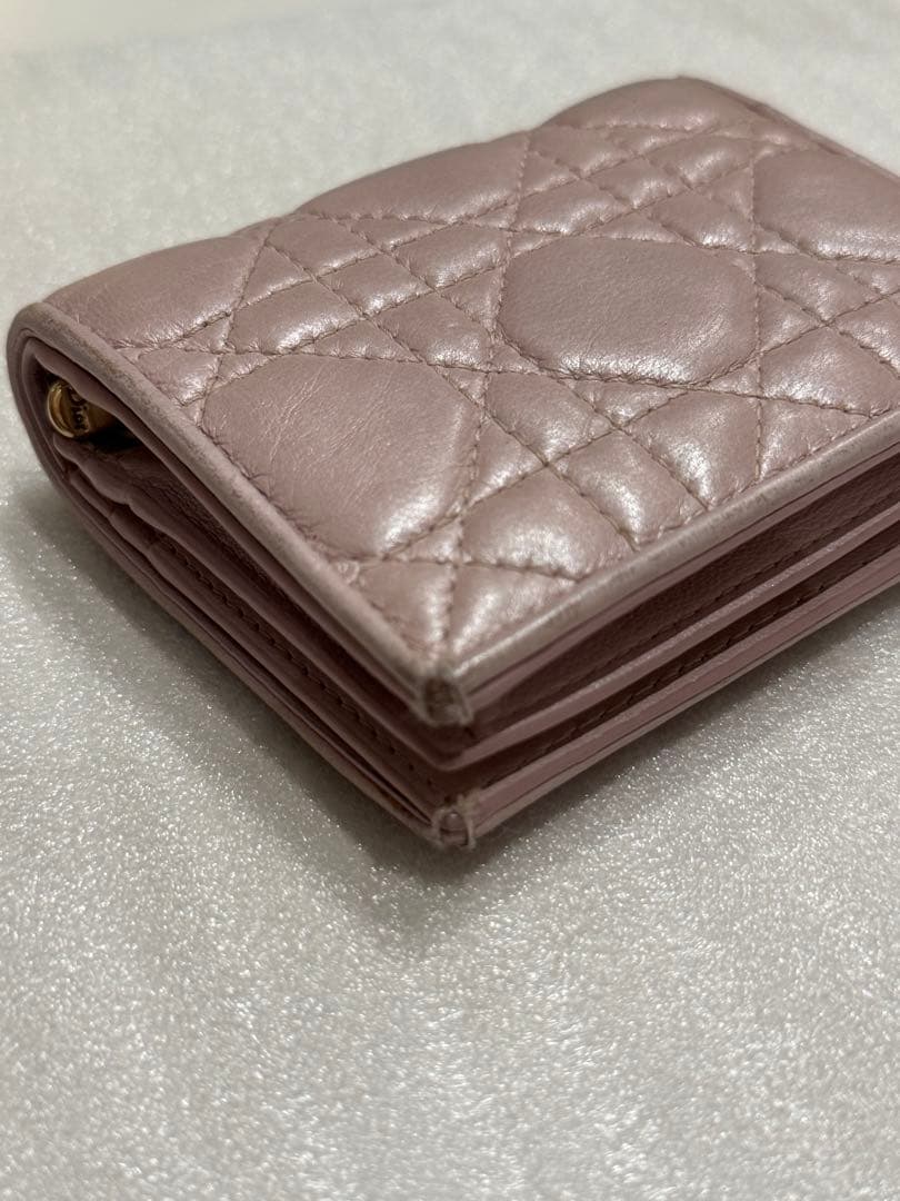DIOR レディディオール 二つ折り財布 ラムスキンピンク