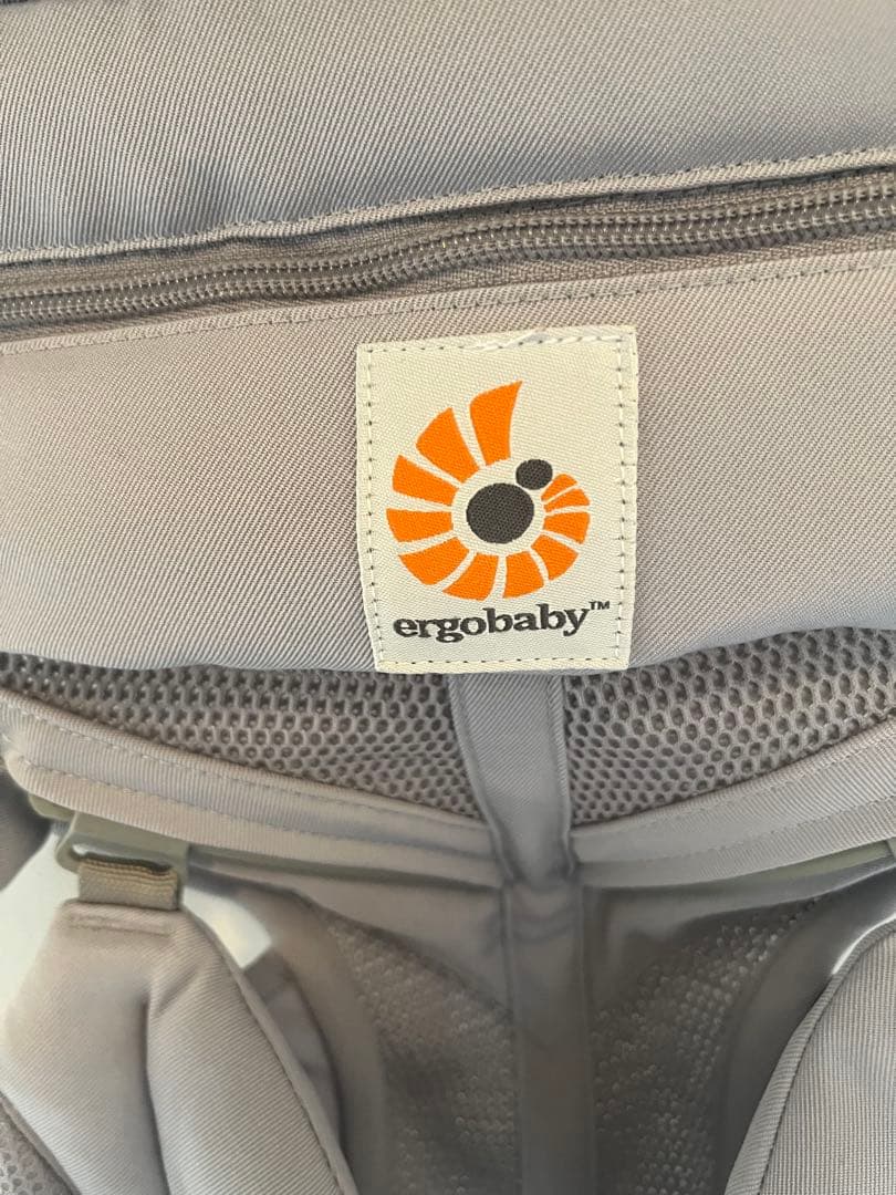 ergobaby 抱っこ紐 グレー ポーチ付き