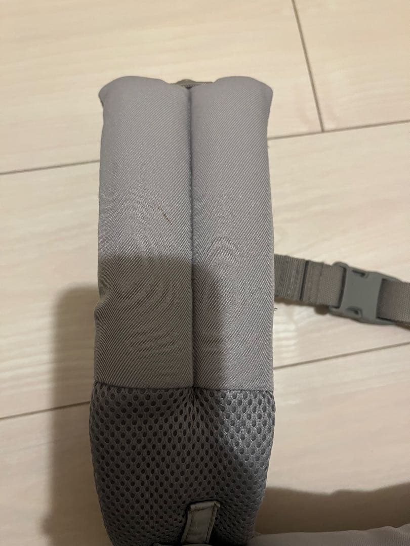 ergobaby 抱っこ紐 グレー ポーチ付き