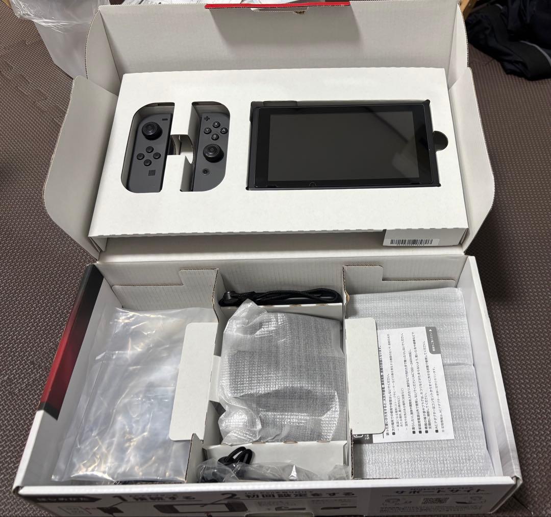 た*ろ様 Nintendo Switch グレー 本体　付属品