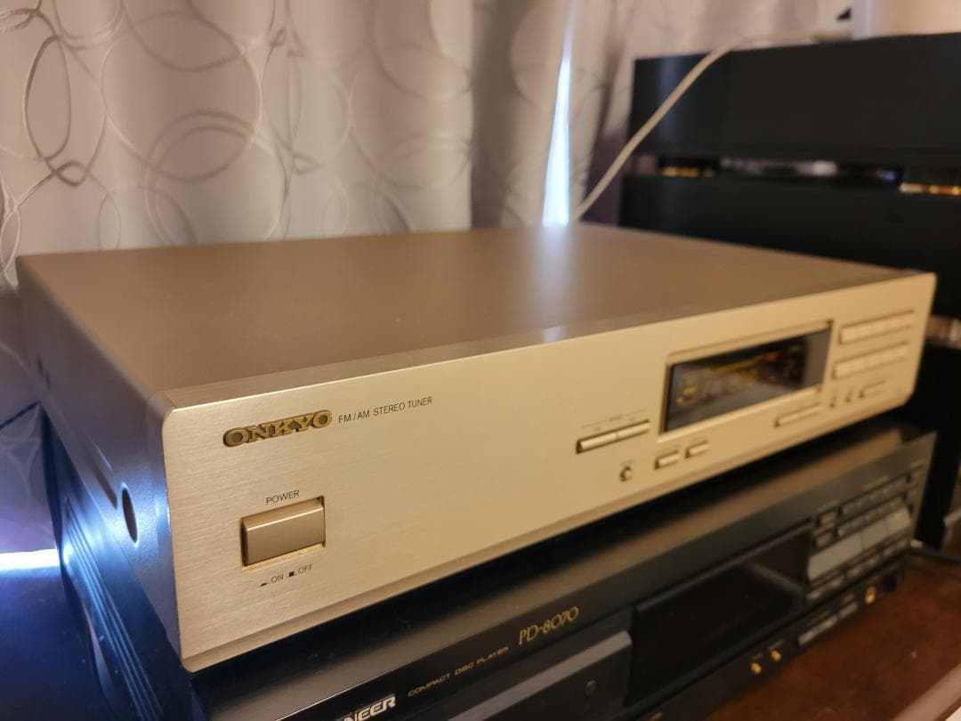 ONKYO　オンキヨー　T-424　FM/AMチューナー