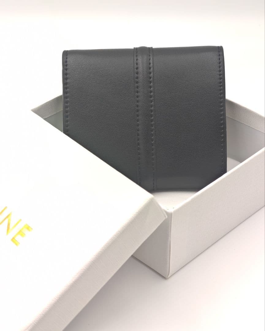 【美品・箱付き】CELINE セリーヌ トリフォールド ウォレット　美品