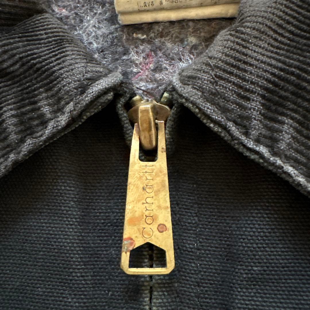 carhartt デトロイトジャケット　ブラック　フェード　usa ボロ