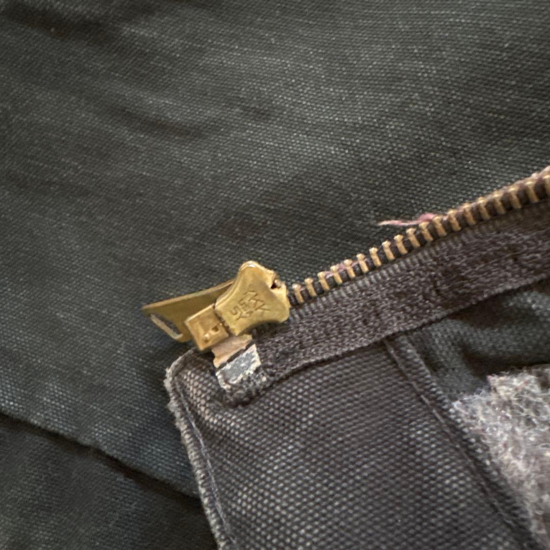 carhartt デトロイトジャケット　ブラック　フェード　usa ボロ