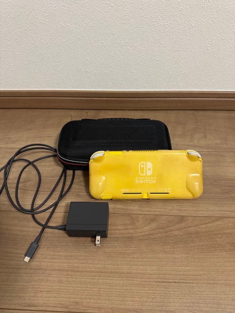任天堂Switchライト