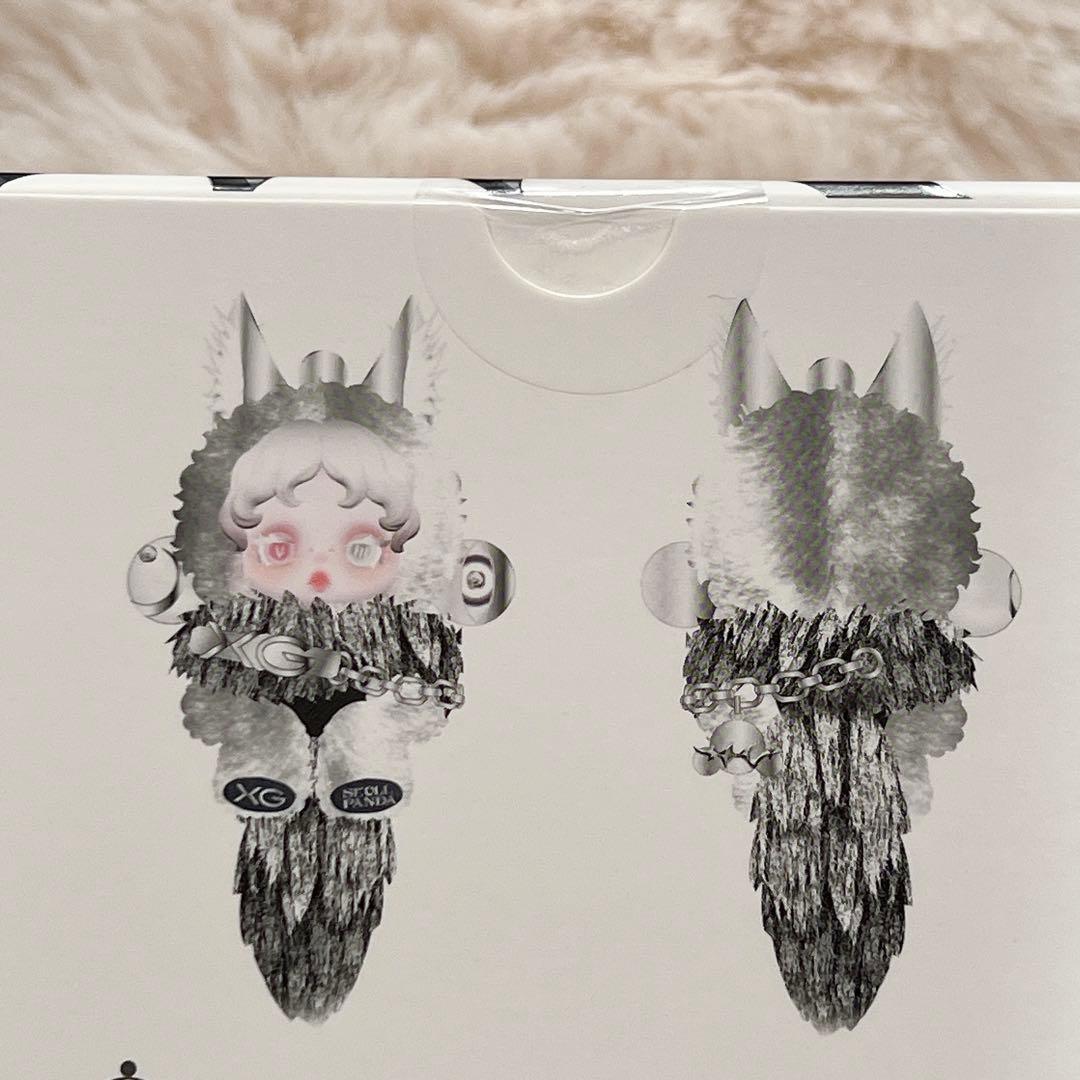正規品 スカルパンダSKULLPANDA × XG ぬいぐるみペンダント日本限定