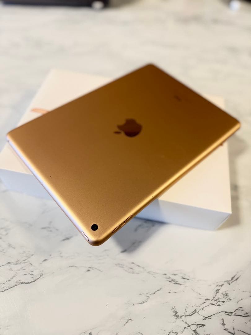超美品 iPad (第6世代) ゴールド 128GB Wi-Fi 付属品全て有り