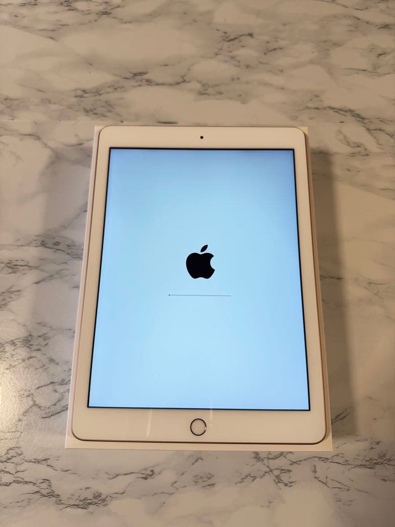 超美品 iPad (第6世代) ゴールド 128GB Wi-Fi 付属品全て有り