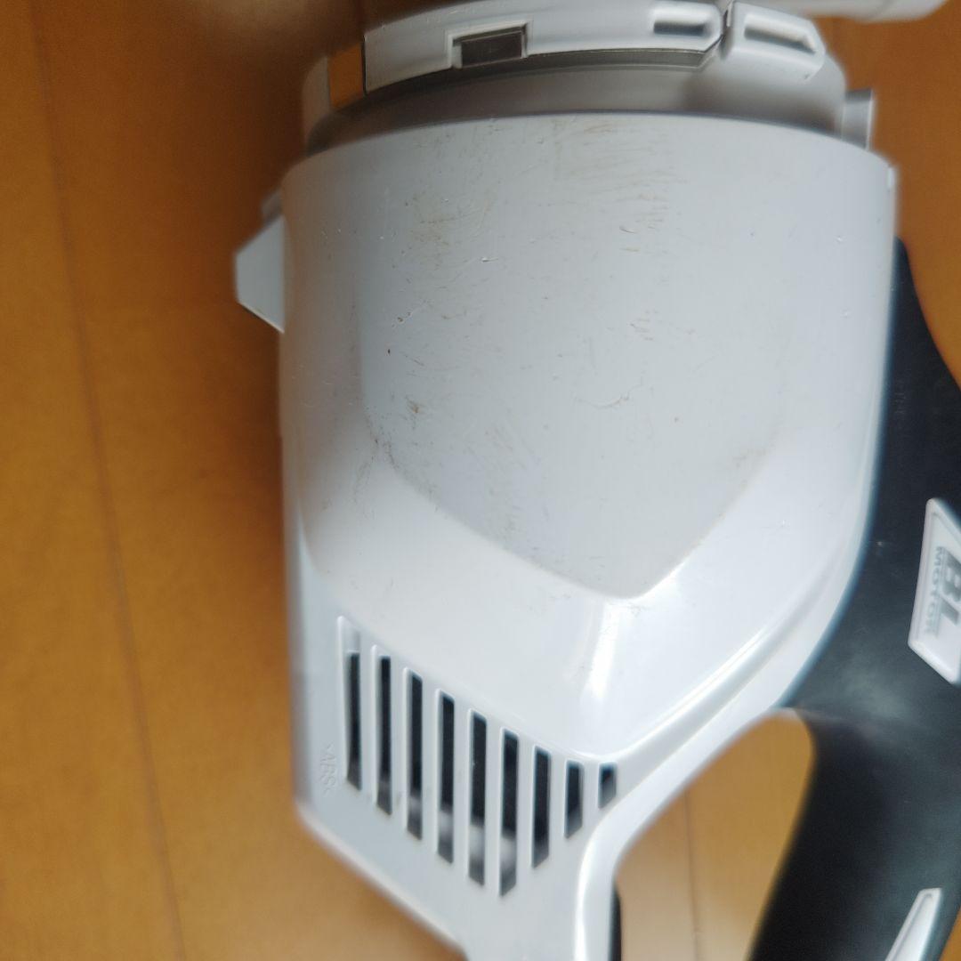 マキタ　充電式クリーナー　CL286FD