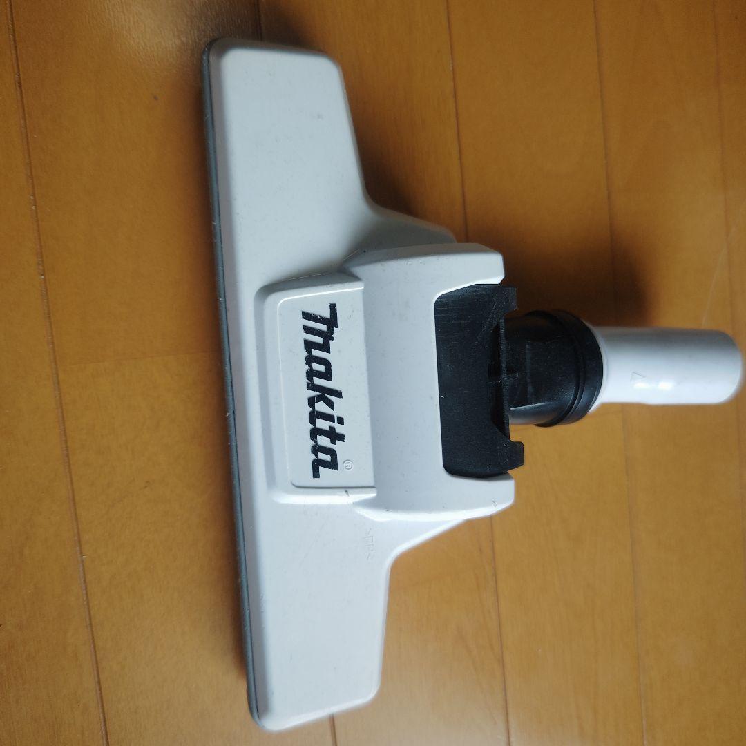 マキタ　充電式クリーナー　CL286FD