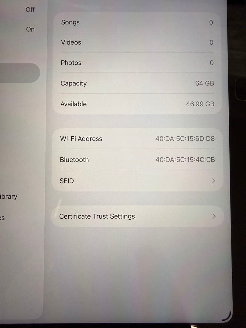 や*ん様 Apple iPad 第10世代 10.9インチ 64GB シルバー本