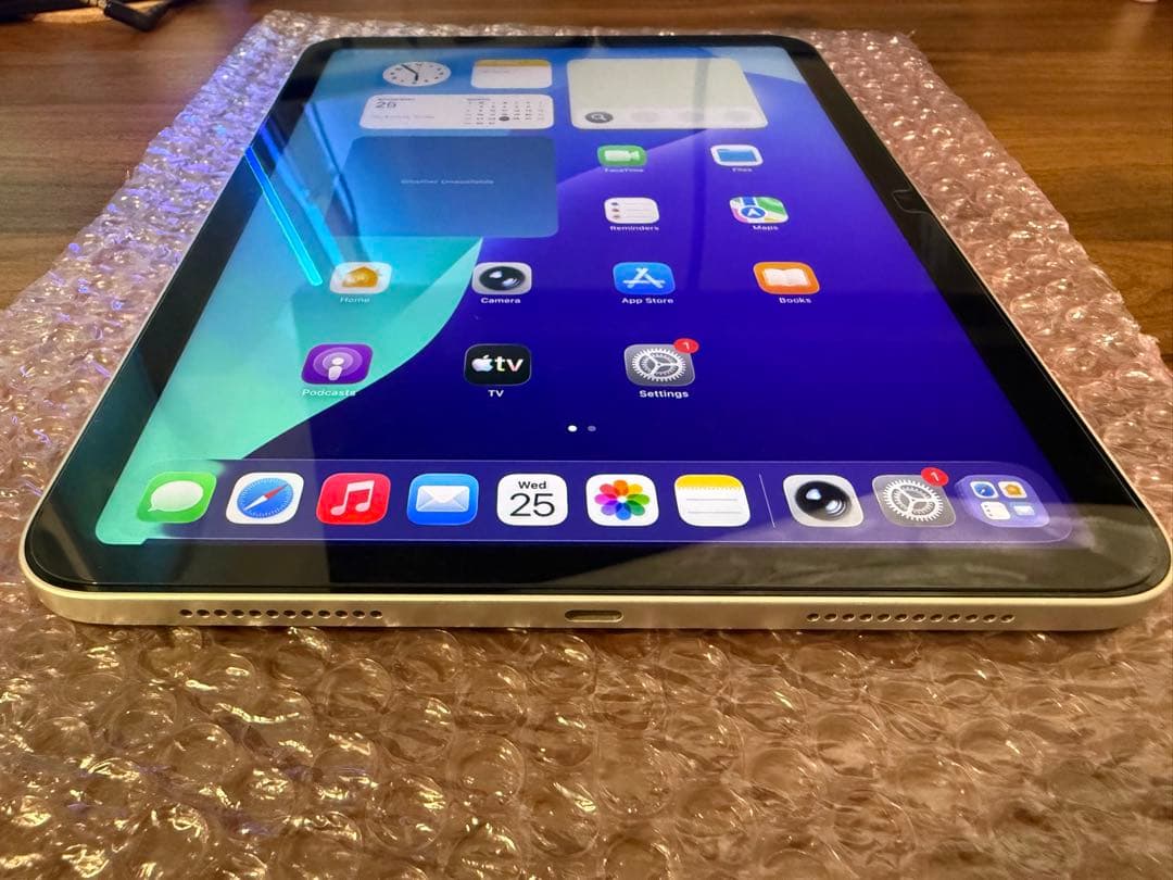 や*ん様 Apple iPad 第10世代 10.9インチ 64GB シルバー本