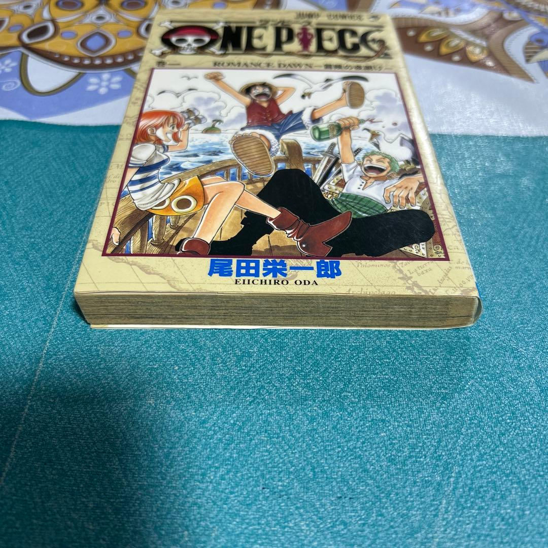 希少 美品 ワンピース 第1巻 初版本 コミックニュース 付き ●中古品
