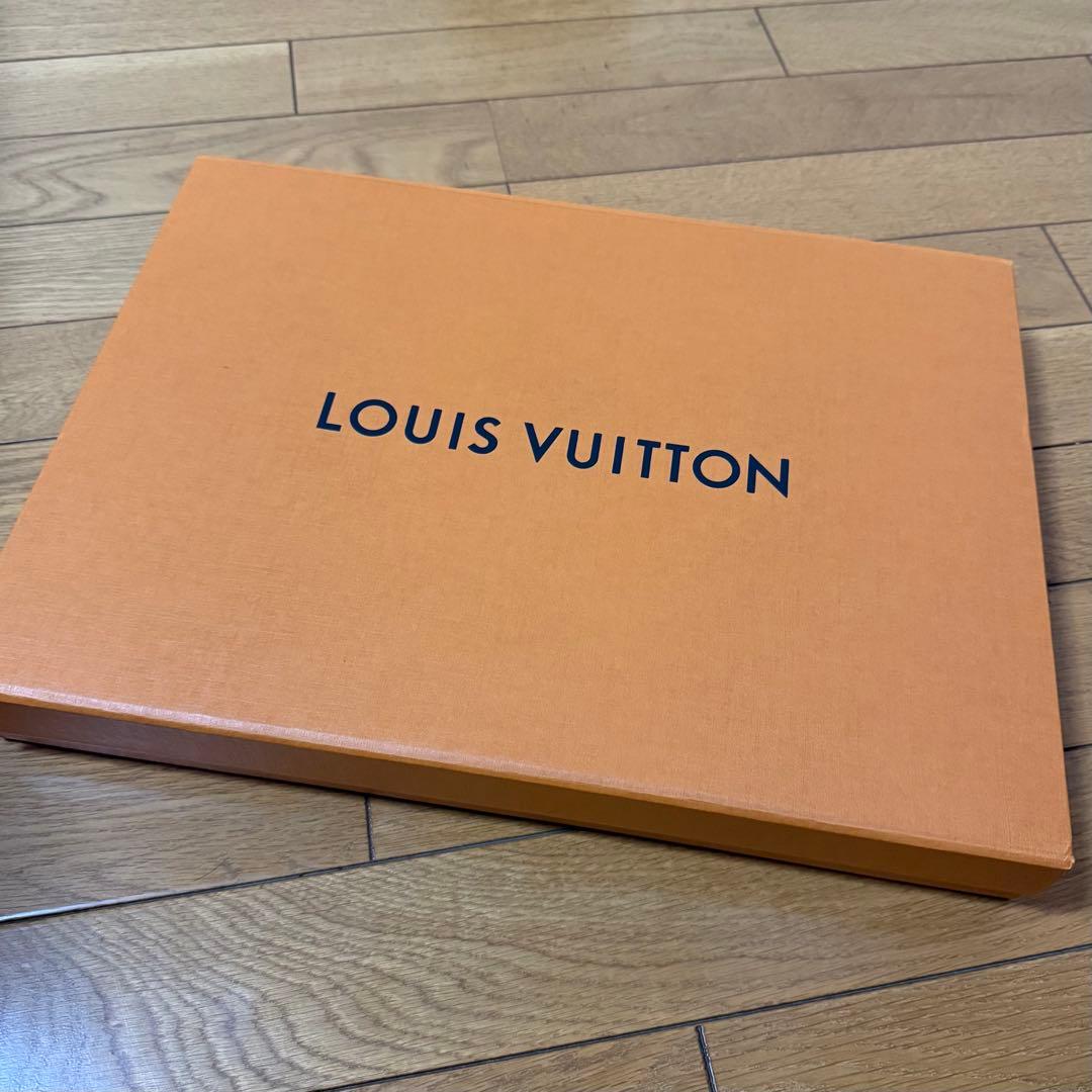 LOUIS VUITTON エシャルプ・3Dモノグラムマフラー