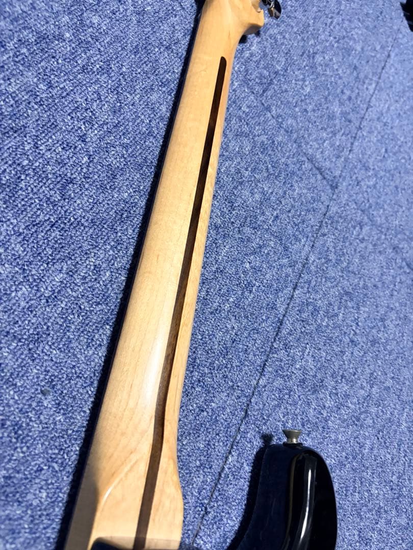 と*も様 Squier / エレキギター Standard？