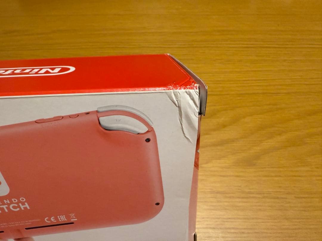 Nintendo switch lite コーラル