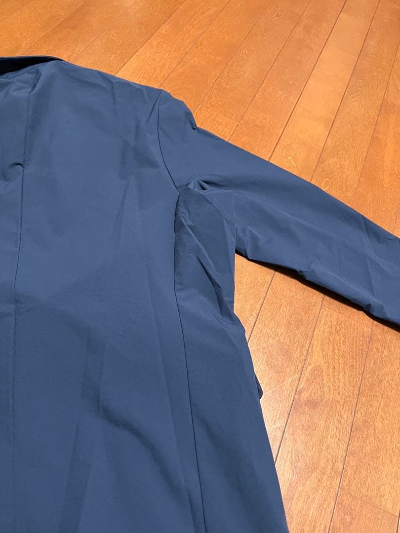 （新品・未使用）アンブロ　COACHERS ジャケット　（ネイビー）