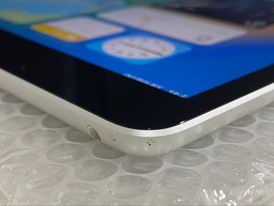 か*ん様 中古♪iPad 第9世代 Wi-Fiモデル 10.2インチ シルバー