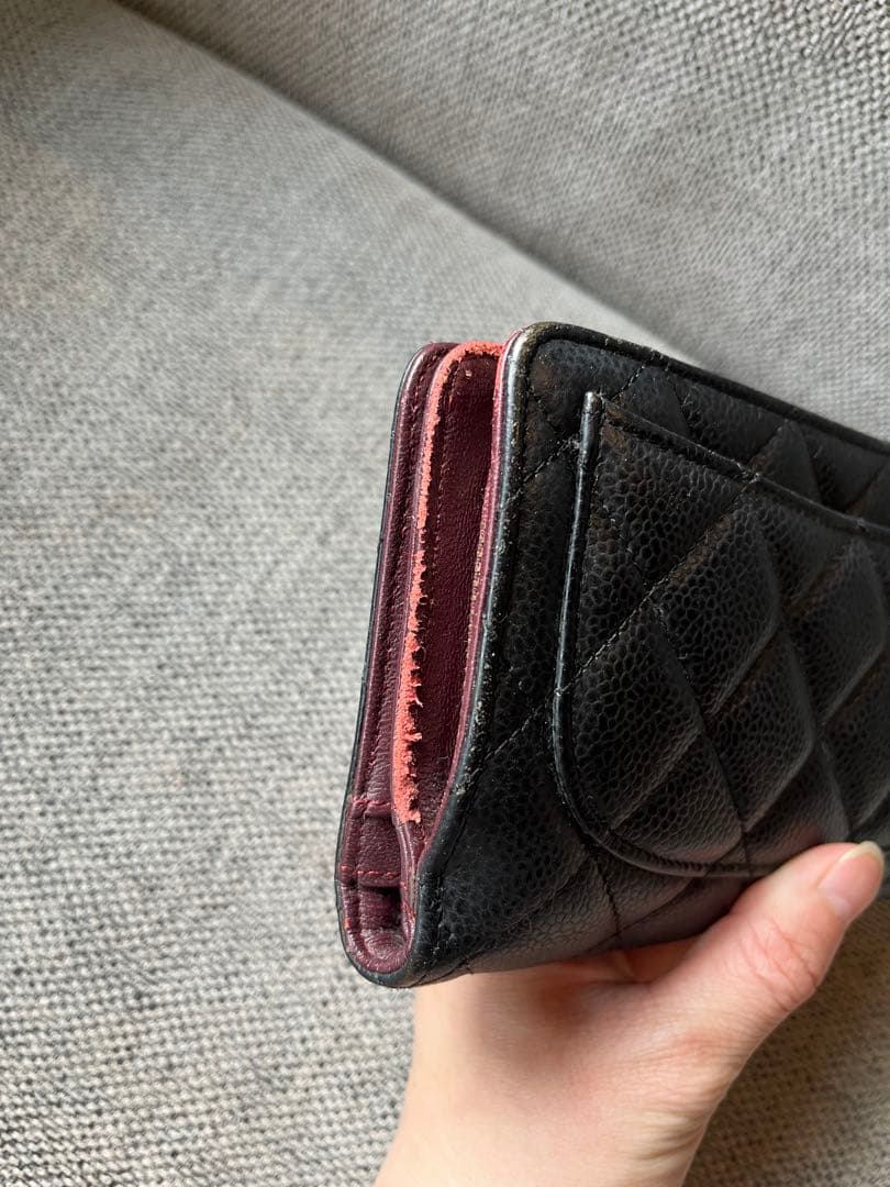 ノベルティ　CHANEL ブラック キルティング 二つ折り財布