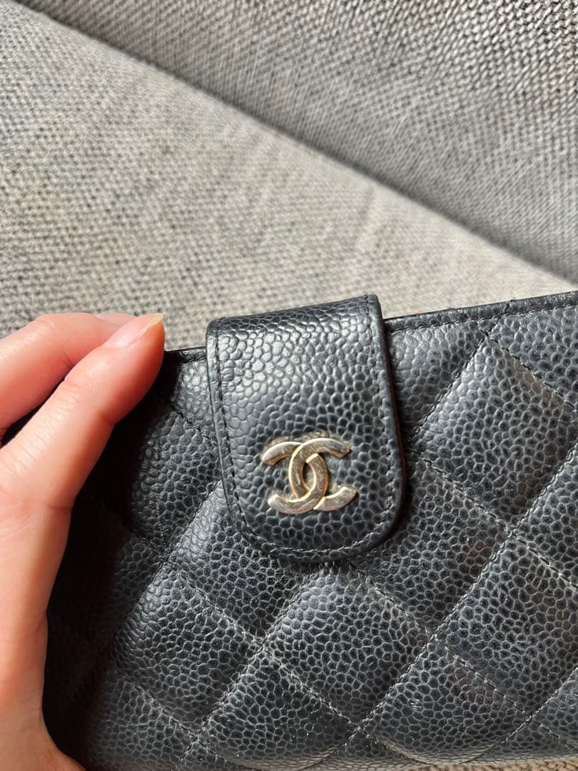 ノベルティ　CHANEL ブラック キルティング 二つ折り財布