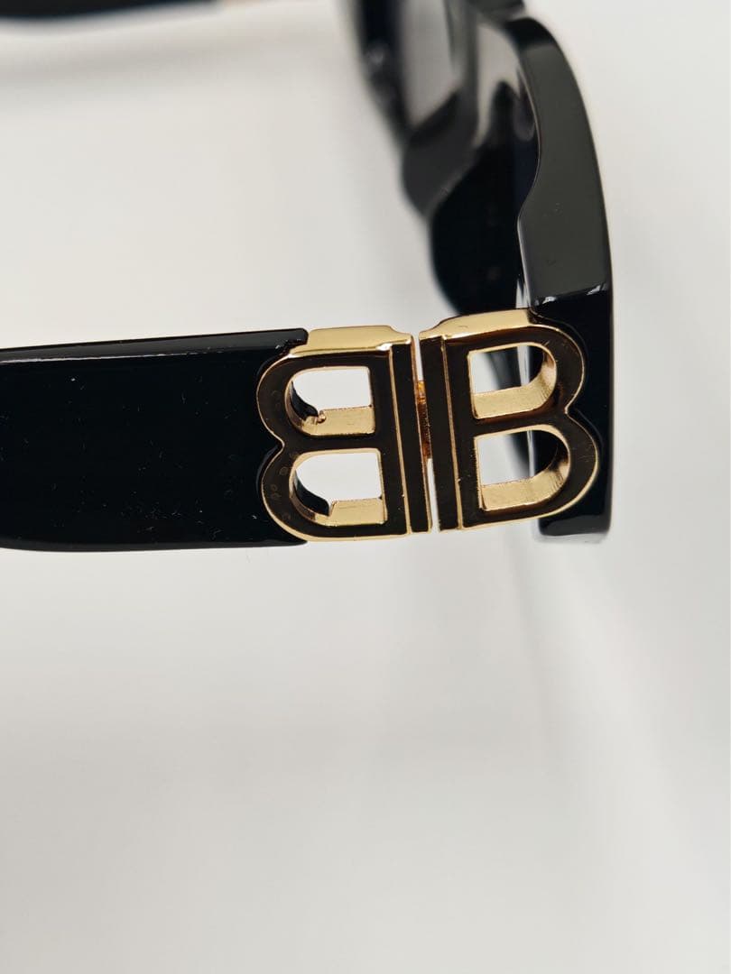 BALENCIAGA サングラス 黒×ゴールド 中古　美品