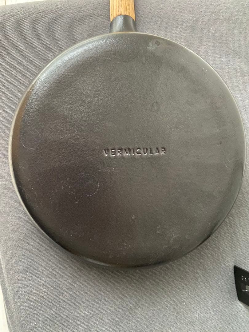 VERMICULAR 鋳鉄フライパン 24cm バーミキュラフライパン