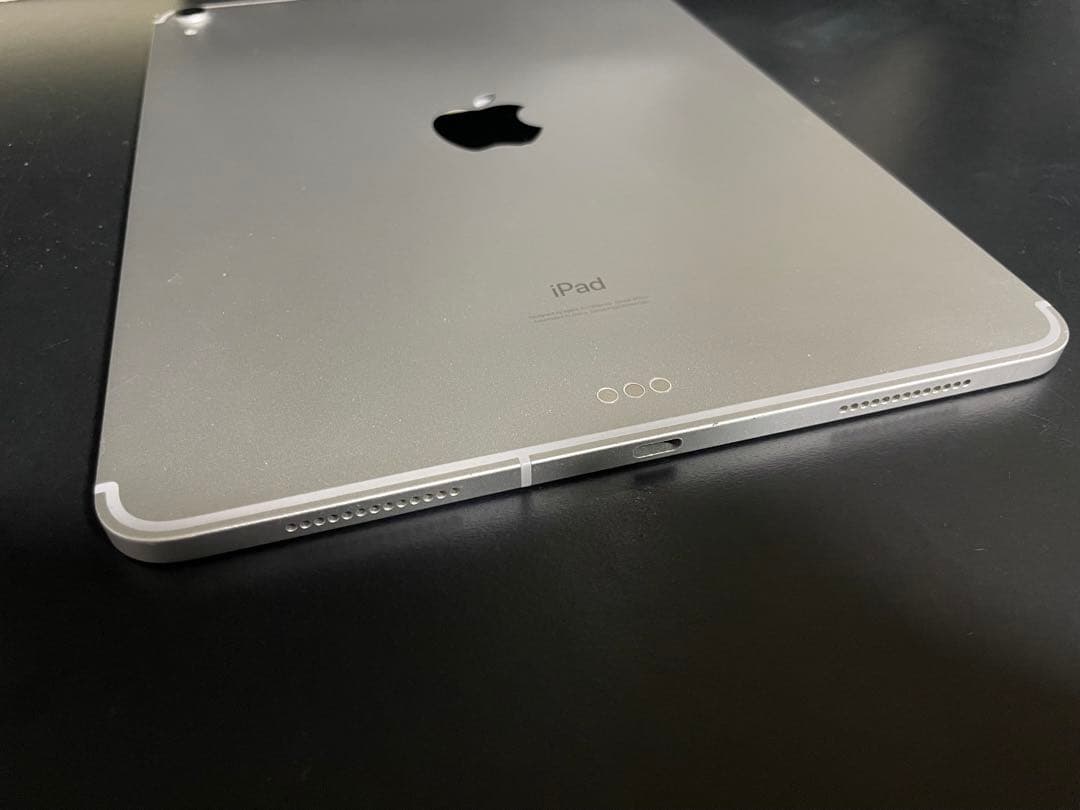 iPad Pro 11インチ 256GB Cellularモデル シルバー