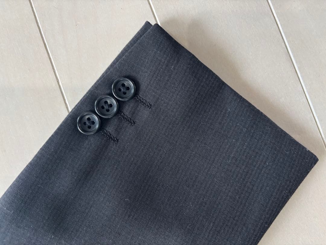 MALE & CO. 春夏通気性メッシュ　ダークグレー スーツ　cool クール