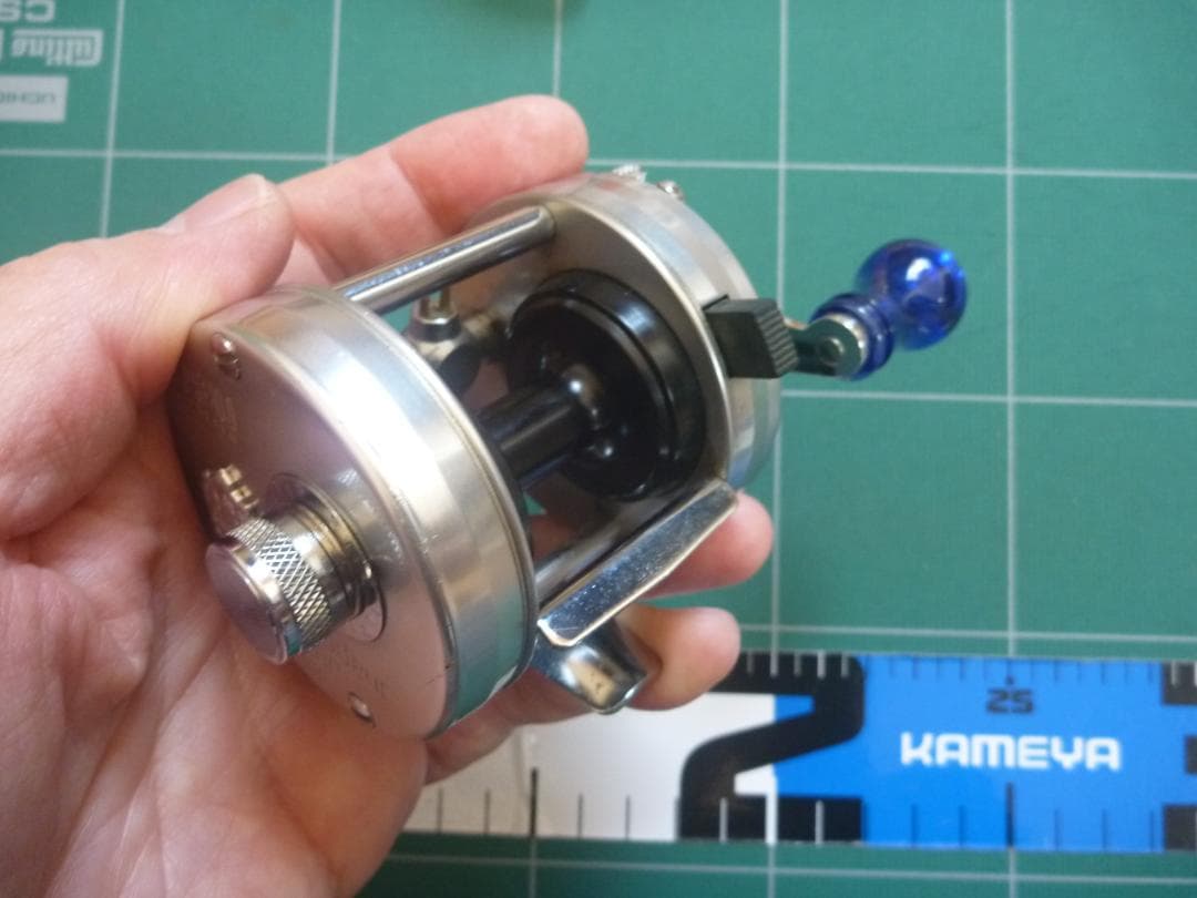 T*m様 アブガルシア　アンバサダー2500CIAR　フットナンバー040006