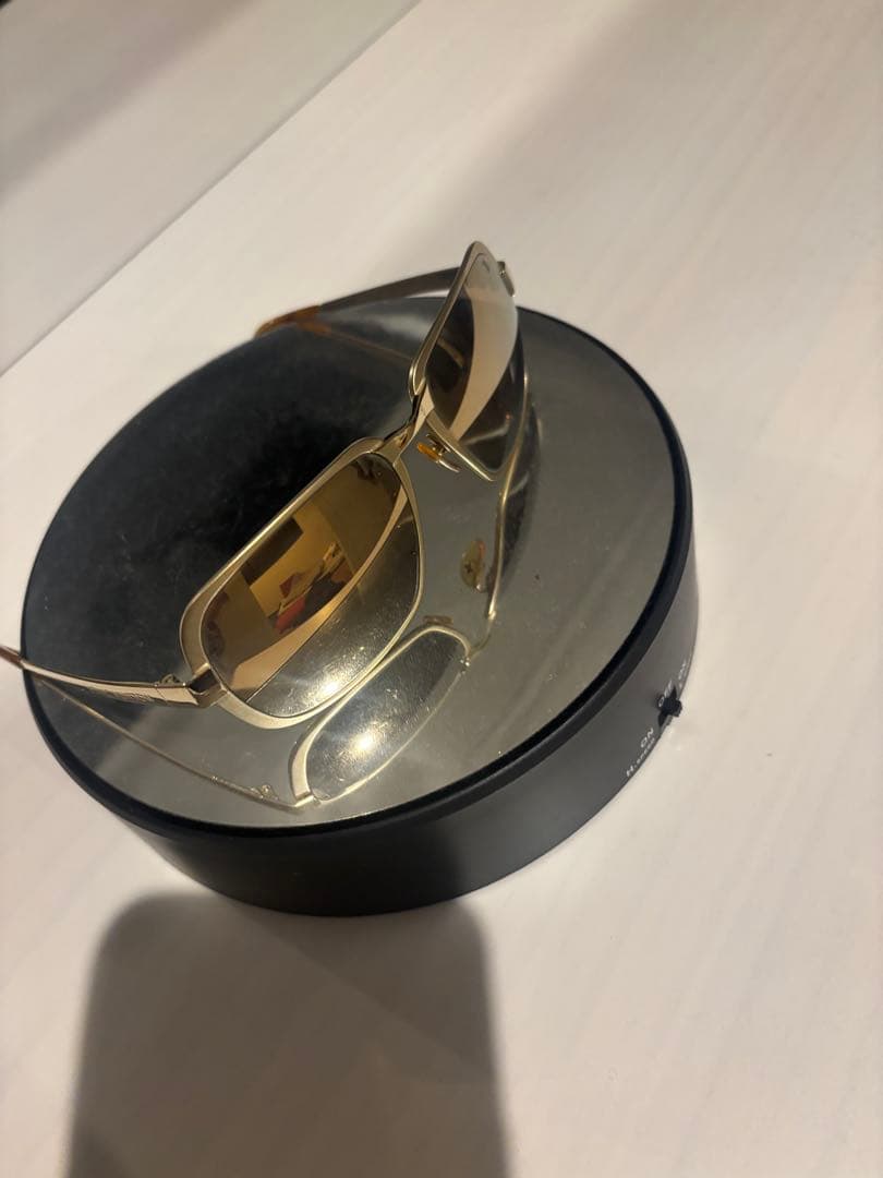 LOUIS VUITTON ゴールド サングラス