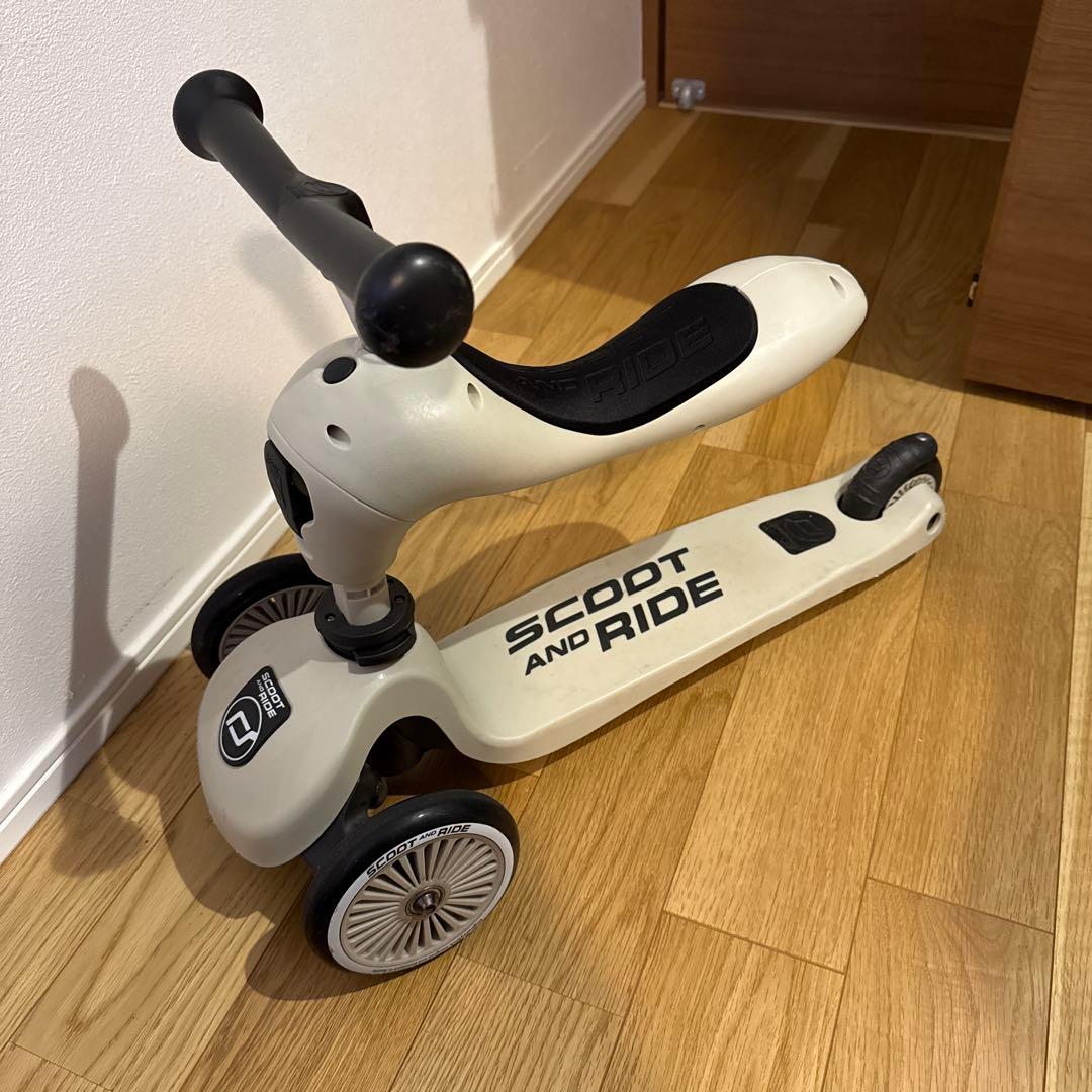 SCOOT AND RIDE ホワイト スケーター